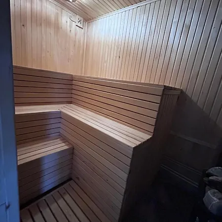 Holiday home будинок на горі борщевиця